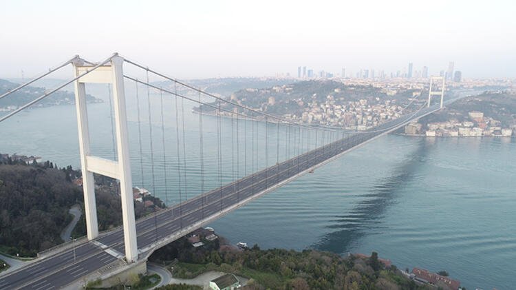 Sokağa Çıkma Yasağı! Fatih Sultan Mehmet Köprüsü..