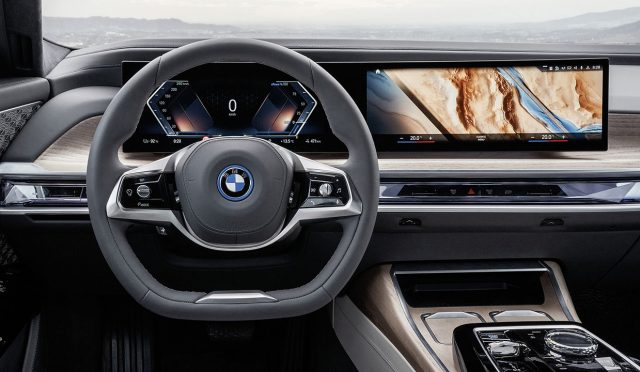 BMW Joystick Direksiyon Patenti Aldı! Otonom Araçlar İçin