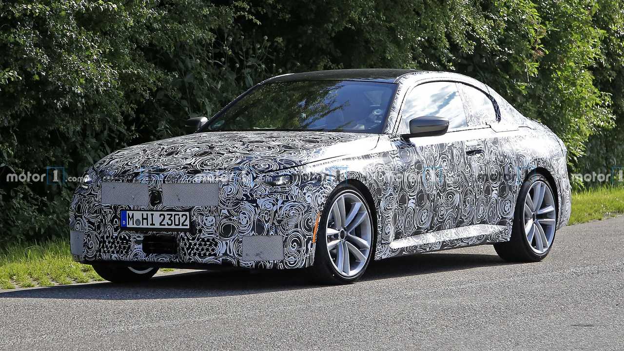 BMW 2 Serisi Coupe Kamuflajsız Görüntüleri