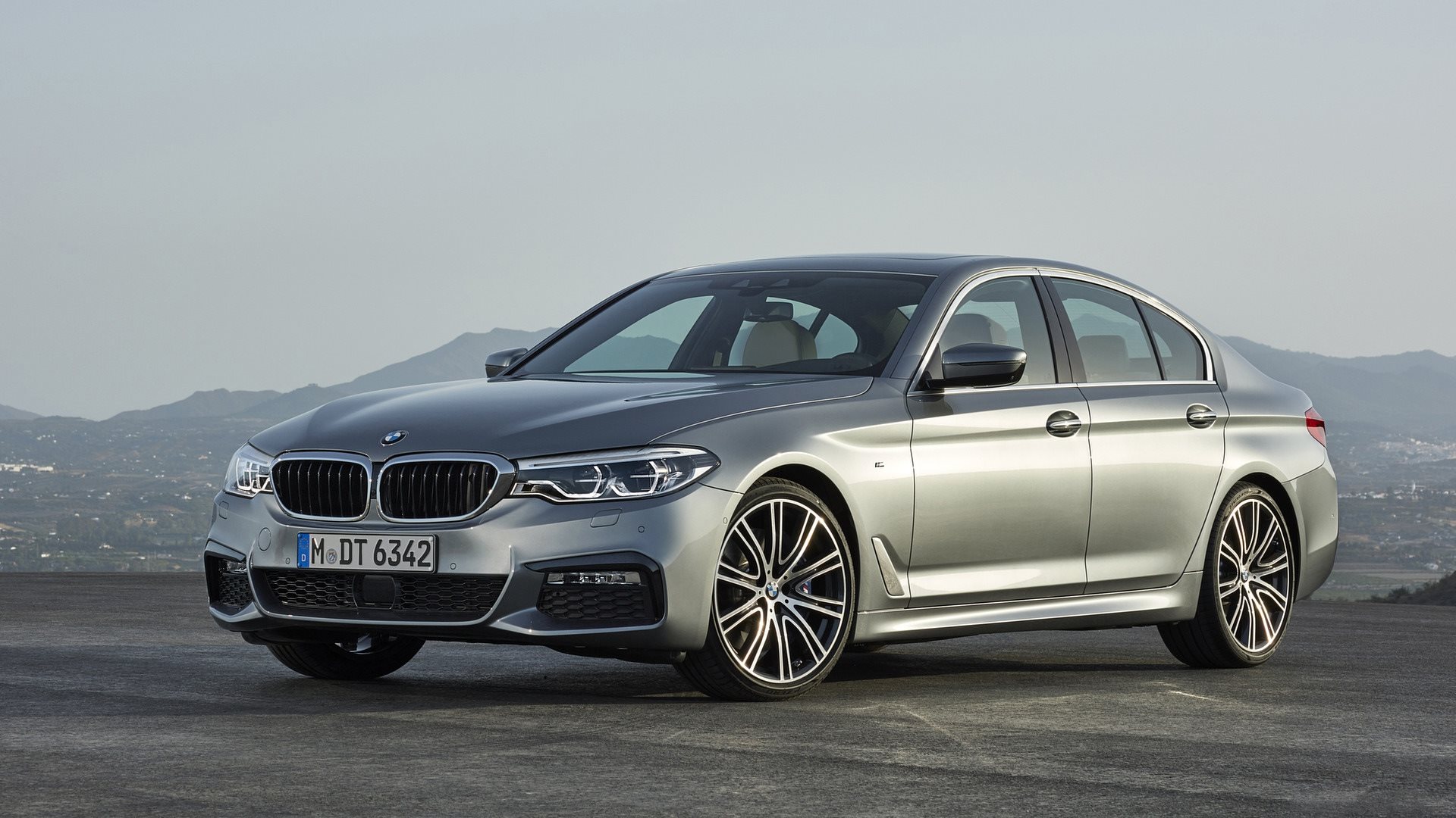 Yeni BMW 5 serisi Türkiye fiyatı netleşti!