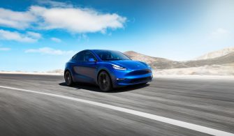 Tesla Kompakt Otomobil ve 1.000 km Batarya Üretecek