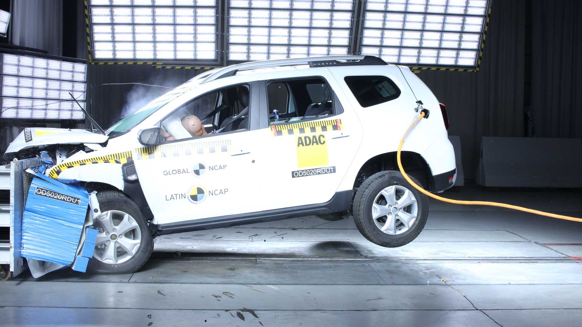 Renault Duster Çarpışma Testlerinden ‘0’ Aldı