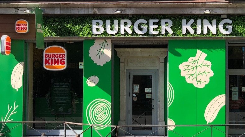Burger King İlk Vejetaryen Şubesini Açtı:Menüde Sıfır Et!