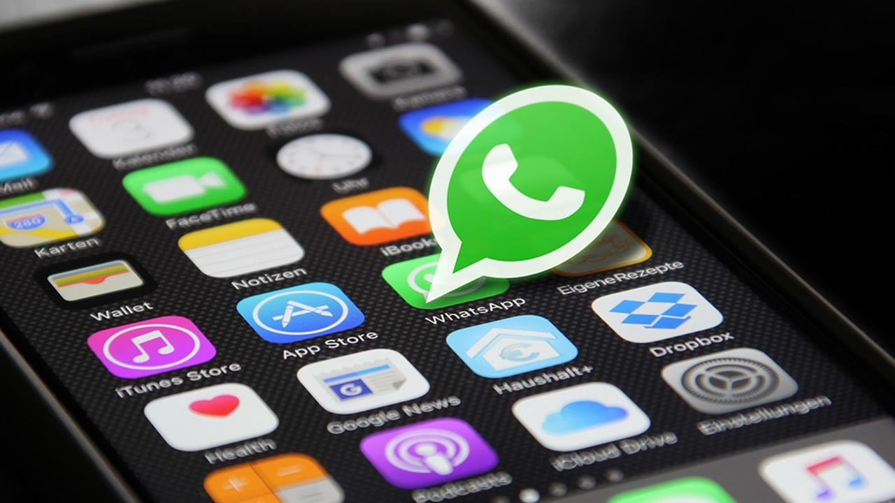WhatsApp’a Mesajlarına Artık Emoji İle Tepki Verilebilecek!