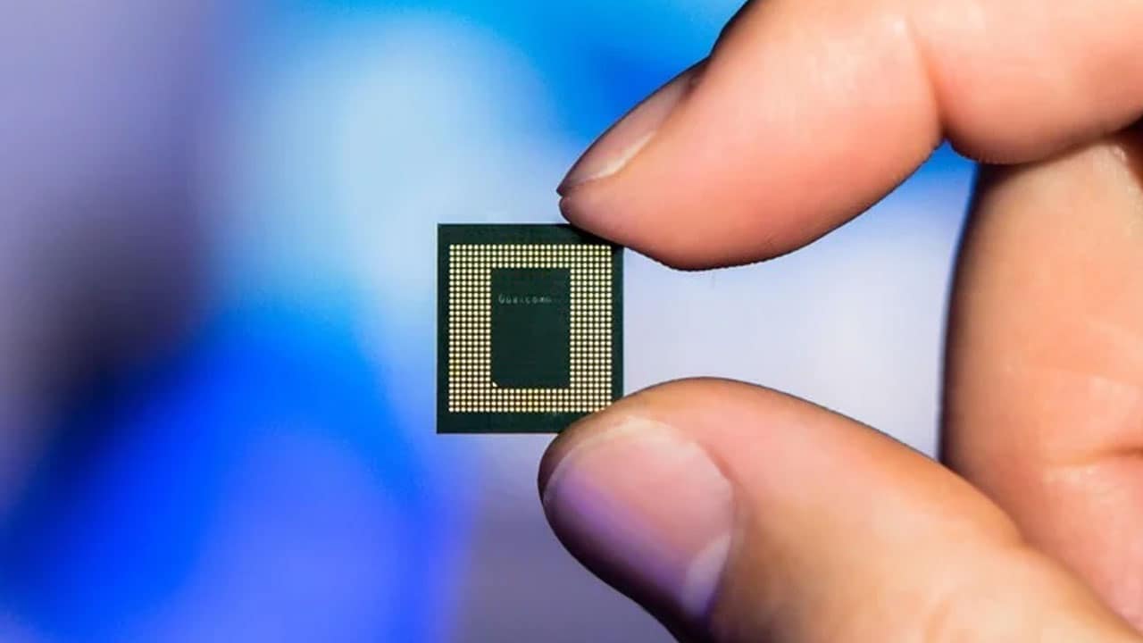 Bitcoin Madencilik Çipi Tanıtıldı! Intel‘den Dev Adım