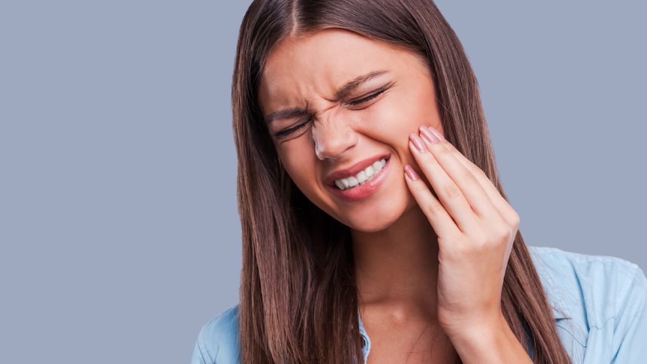 Diş Ağrısı Nasıl Geçer? Diş Ağrısına Ne İyi Gelir?