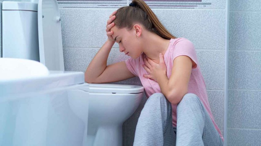 Mide Bulantısı Nasıl Geçer? Mide Bulantısına Ne İyi Gelir?