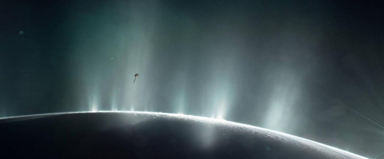Satürn Uydusu Enceladus