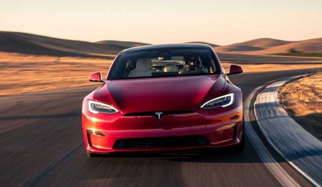 Tesla üretimi durdurdu! Türkiye siparişleri ne olacak?