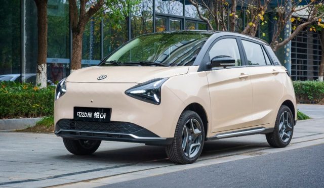 Türkiye’de kapış kapış gider! Çinli dev, mini otomobilini tanıttı
