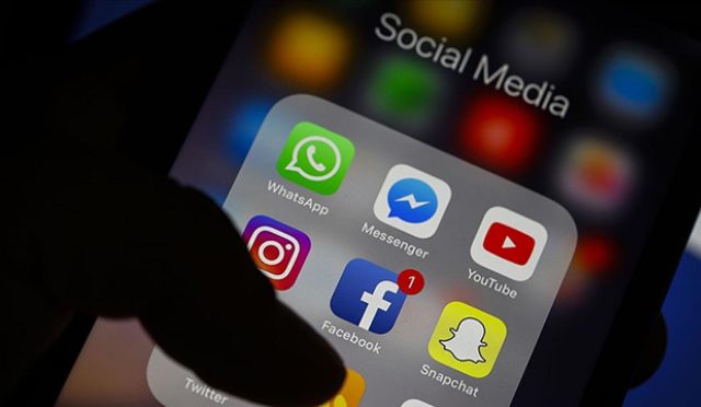 WhatsApp ve Instagram çöktü mü?